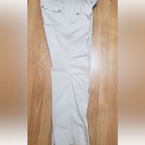 NWT Calvin Klein Mens Benjamin Khaki Pant - Picture 1 of 4